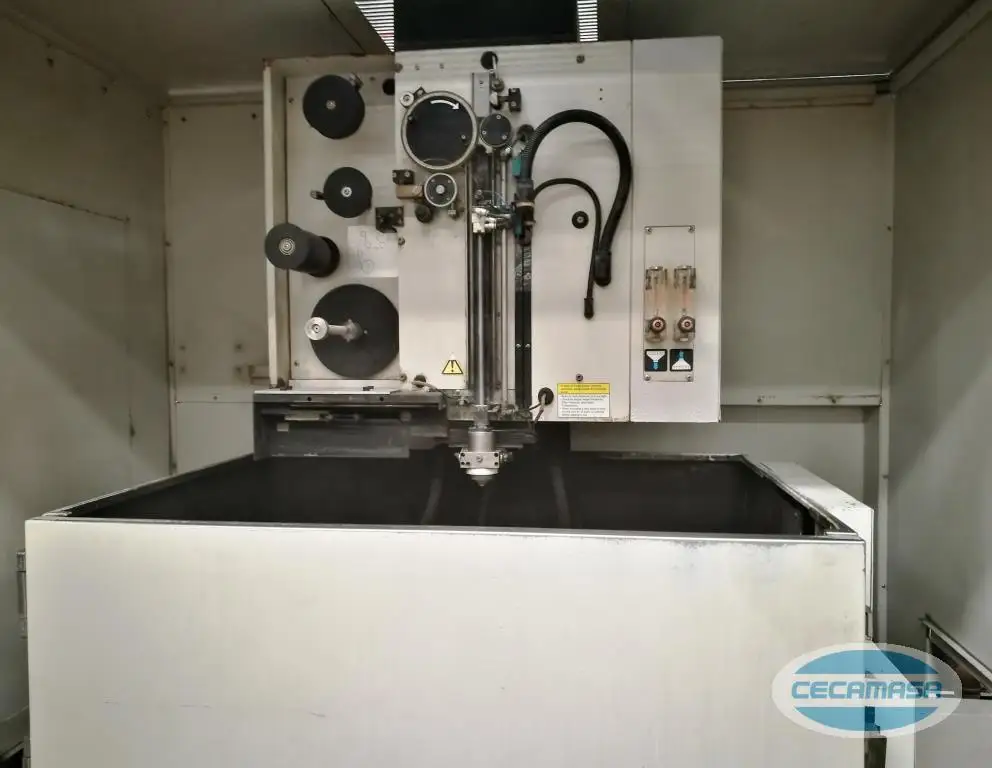 ELECTROEROSION-FANUC-ROBOCUT-ALPHA-1iB-3